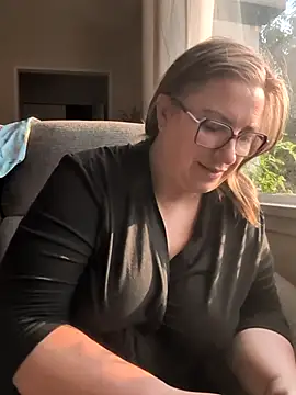 Canadian_BBW photo on RICams