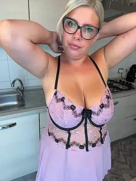 EvaWelly photo on RICams