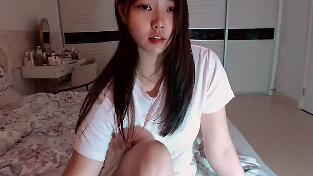 Miu1_girl photo on RICams