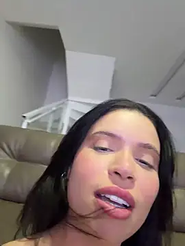 Rafaellaz photo on RICams