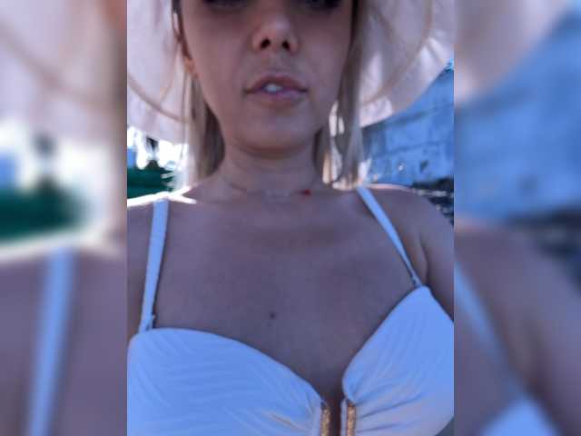 Sonya-Love photo on RICams