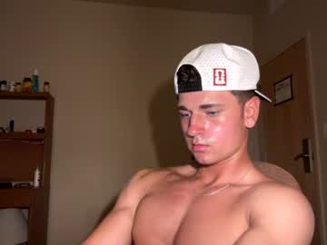 elijahkinky24 photo on RICams