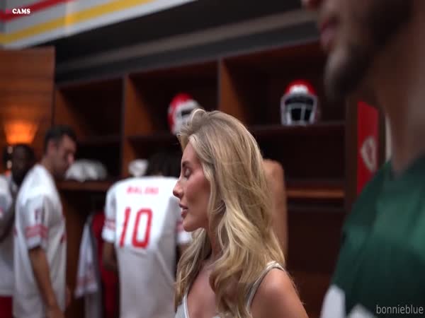 Bonnie B Gangbang porn video on RICams